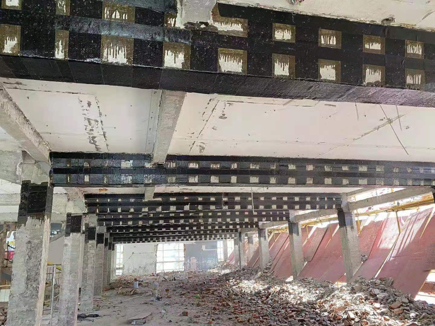 通城碳纤维加固对症处理好房屋